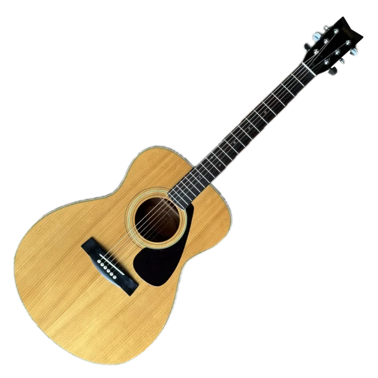 YAMAHA FG122